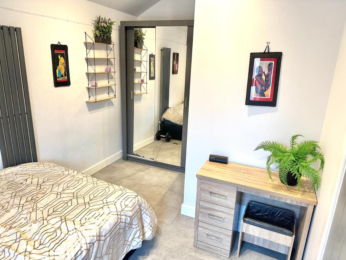 The North Stay Guest Suite Hardingstone Bagian luar foto